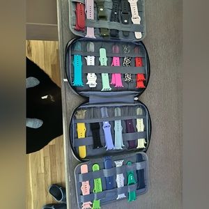 27 Apple Watch bands and case